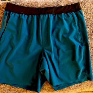 Ten Thousand Interval Short.  XL, 7” inseam, no liner. Deep Sea Blue